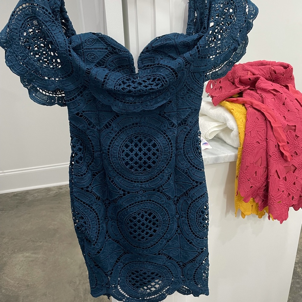 Lulus dress